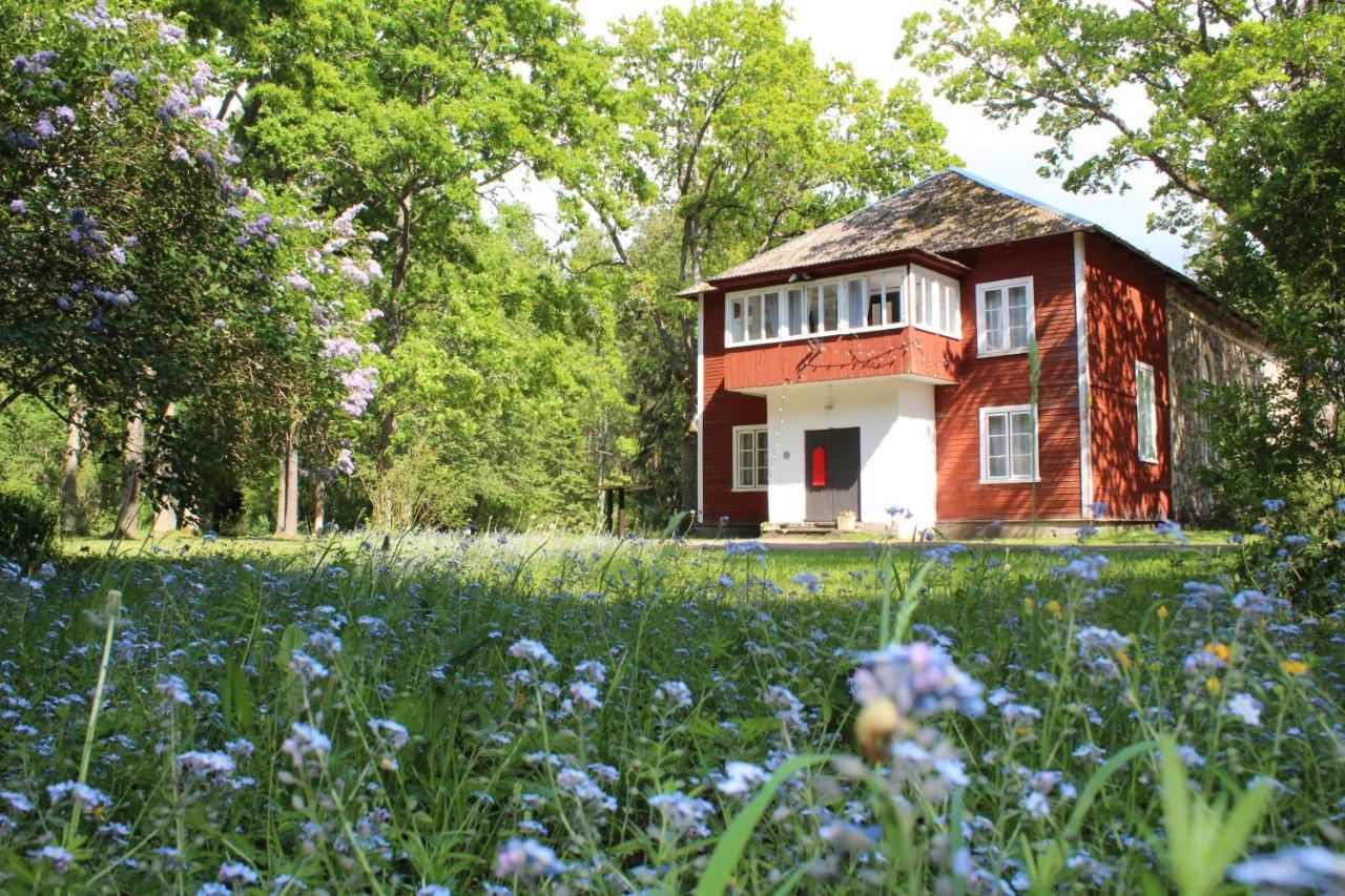 Hotel Uki Puhkekuela Pärnu Exterior foto